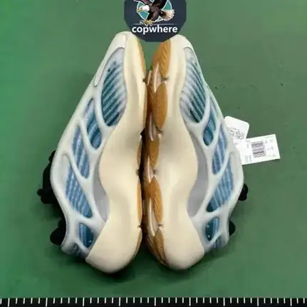 Adidas Yeezy Boost 700 V3, zapatilla de diario de mujer