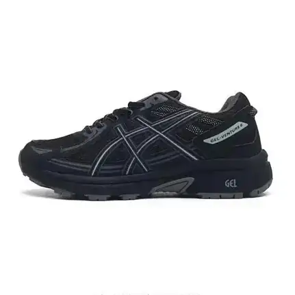 Asics de aire outdoor en negro, zapatilla de running de mujer