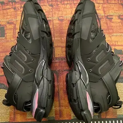 Balenciaga Track 2, zapatilla de firma de mujer