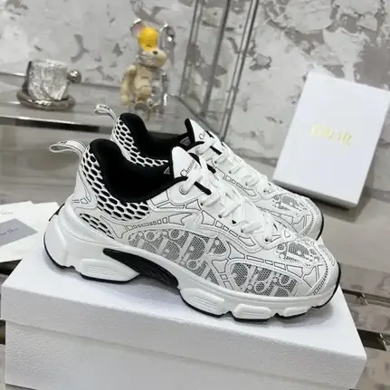 Dior B22 de suela gruesa en gris · variante 2, zapatilla de firma de mujer