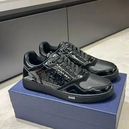 Dior B27 de perfil bajo en negro, zapatilla de firma de mujer