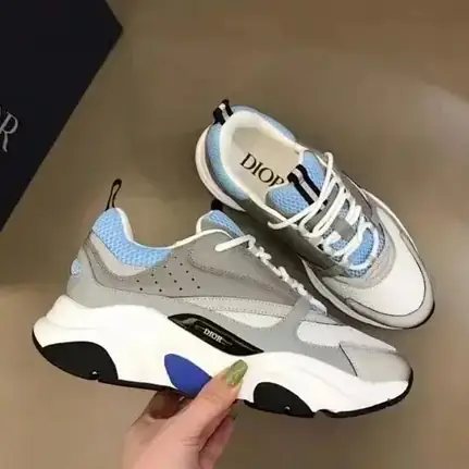Zapatillas de mujer: Negras con plataforma