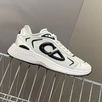 Dior de perfil bajo en beige · variante 2, zapatilla de firma de mujer