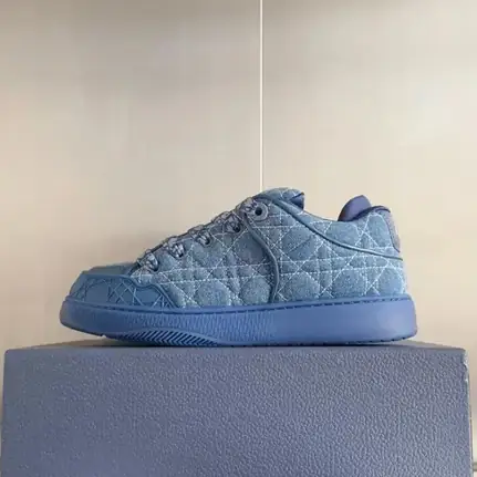 Dior de perfil bajo en negro · variante 3, zapatilla de firma de mujer
