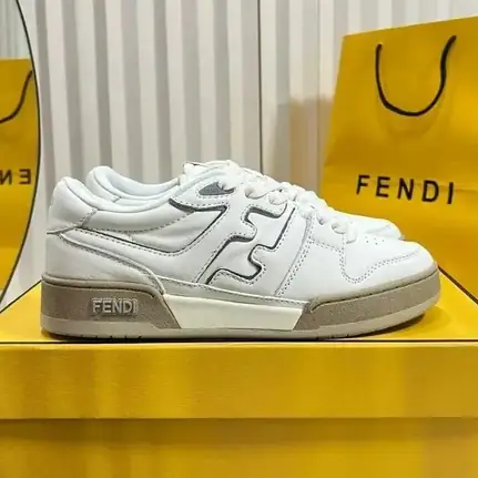 Fendi Match retro en amarillo, zapatilla de firma de mujer