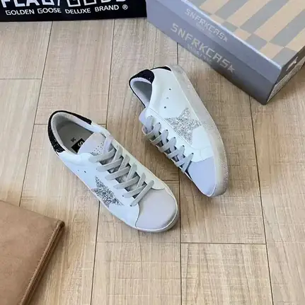 Golden Goose retro en blanco · variante 2, zapatilla de firma de mujer