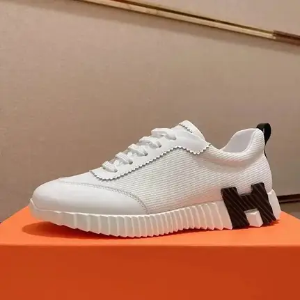 Hermès de perfil bajo en blanco · variante 2, zapatilla de firma de mujer