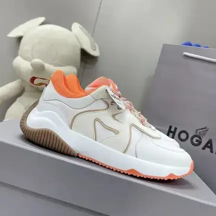 Hogan de perfil bajo en beige, zapatilla de diario de mujer
