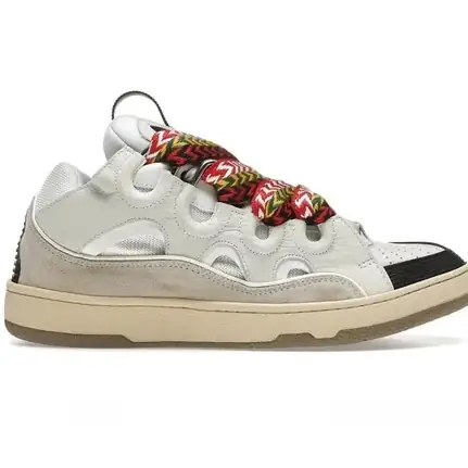 Maison Margiela de perfil bajo en beige, zapatilla de firma de mujer