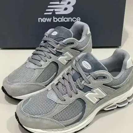 New Balance 2002 R de running en gris · variante 2, zapatilla de running de mujer