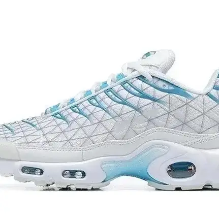 Nike Air Max Plus de suela gruesa en negro, zapatilla de running de mujer