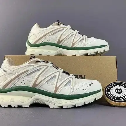 Salomon de aire outdoor en verde, zapatilla de running de mujer