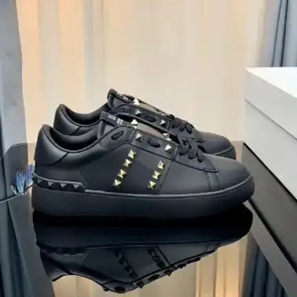 Valentino de perfil bajo en blanco · variante 5, zapatilla de firma de mujer