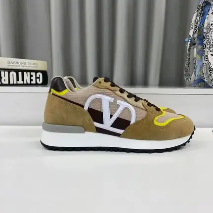 Valentino retro en azul, zapatilla de firma de mujer
